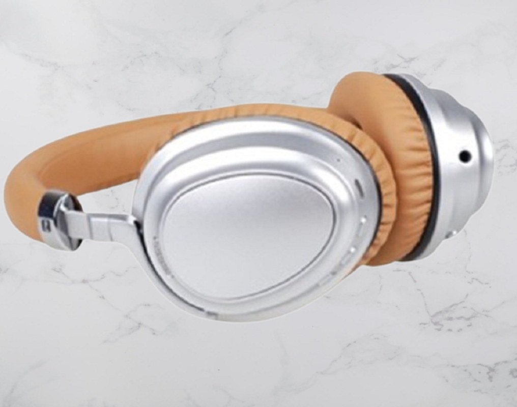 Bluetooth 5.0 casque Jusqu'à 15 heures d'utilisation 120 heures en veille 2-4 heures de charge 10m portée Son de haute qualité pour les amateurs de musique