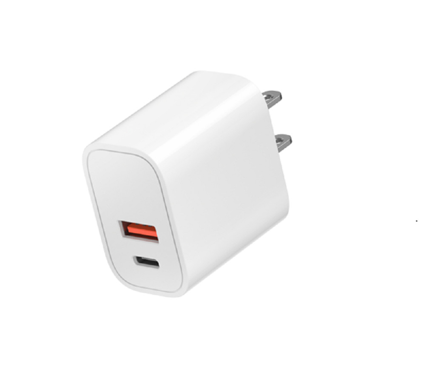 Chargement rapide à double port USB-C + USB-A Prend en charge le protocole de chargement rapide PD / QC 110-240V 50/60Hz universel mondial