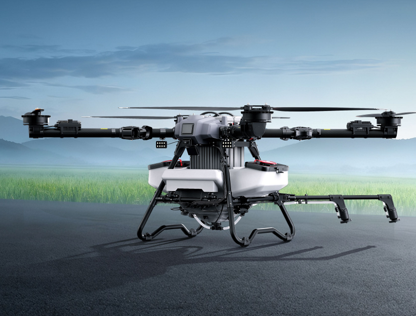 Le Z80 est un drone agricole phare: 80 litres de pulvérisation + 120 litres de décharge + 80 kg de levage.